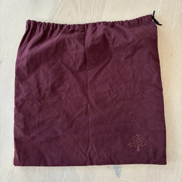 Mulberry Mila Medium Hobo in Electric Blue - Picture 12 of 13